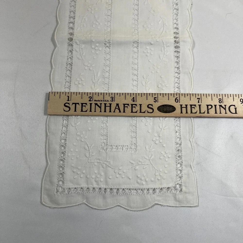 WhimsyWear‎ Hanging Towel Holder Unisex OS White Excellent Vintage Style Floral
